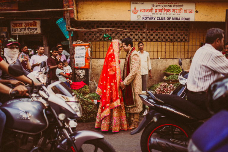 Indian wedding shoot in the heart of Bombay, India / Melianthe & Jayant